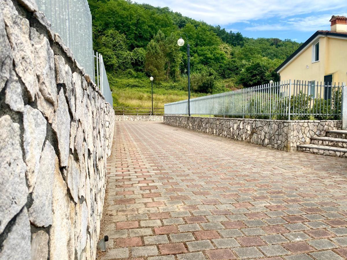 Le Village Sarzana Kültér fotó