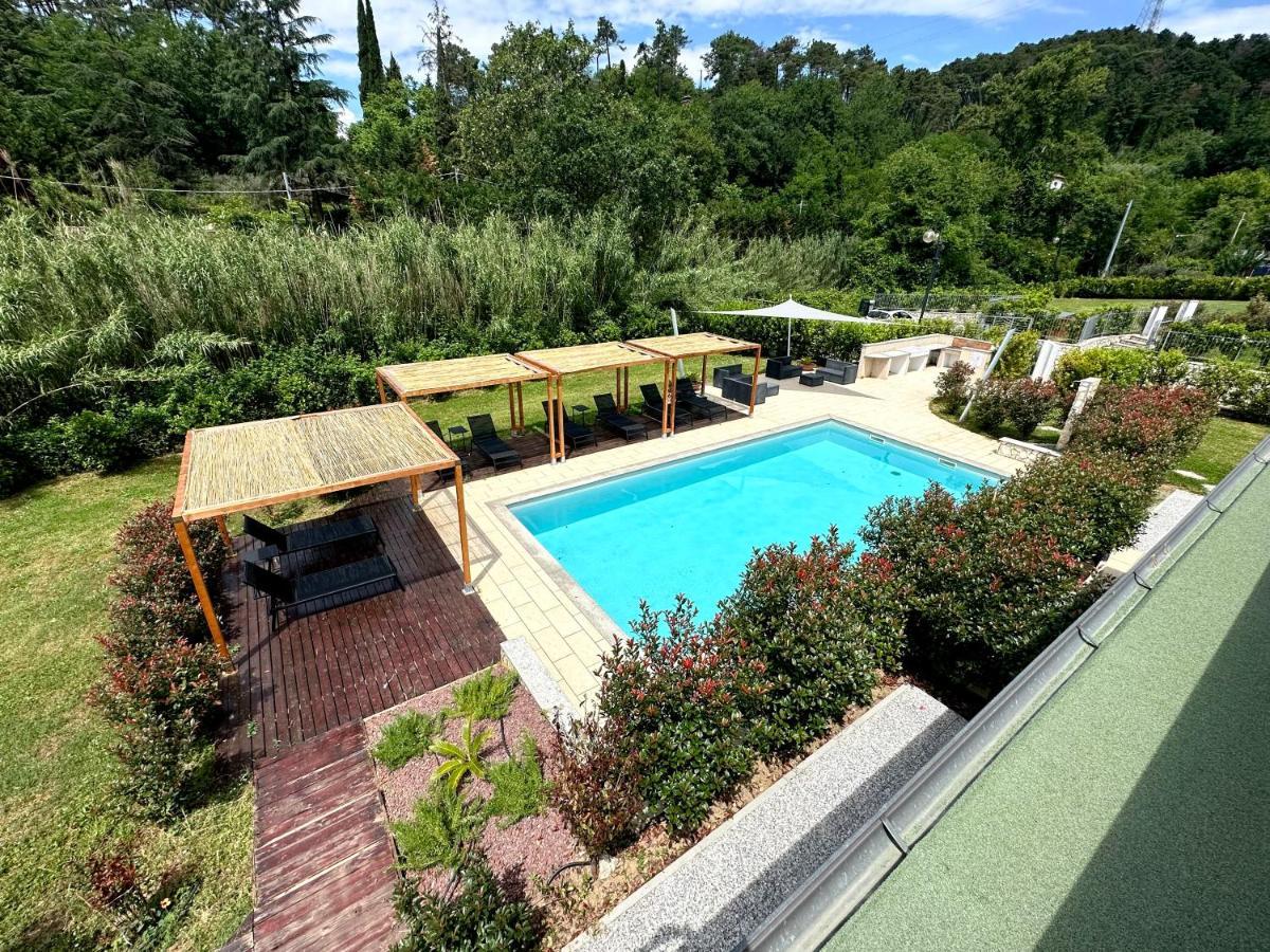 Le Village Sarzana Kültér fotó