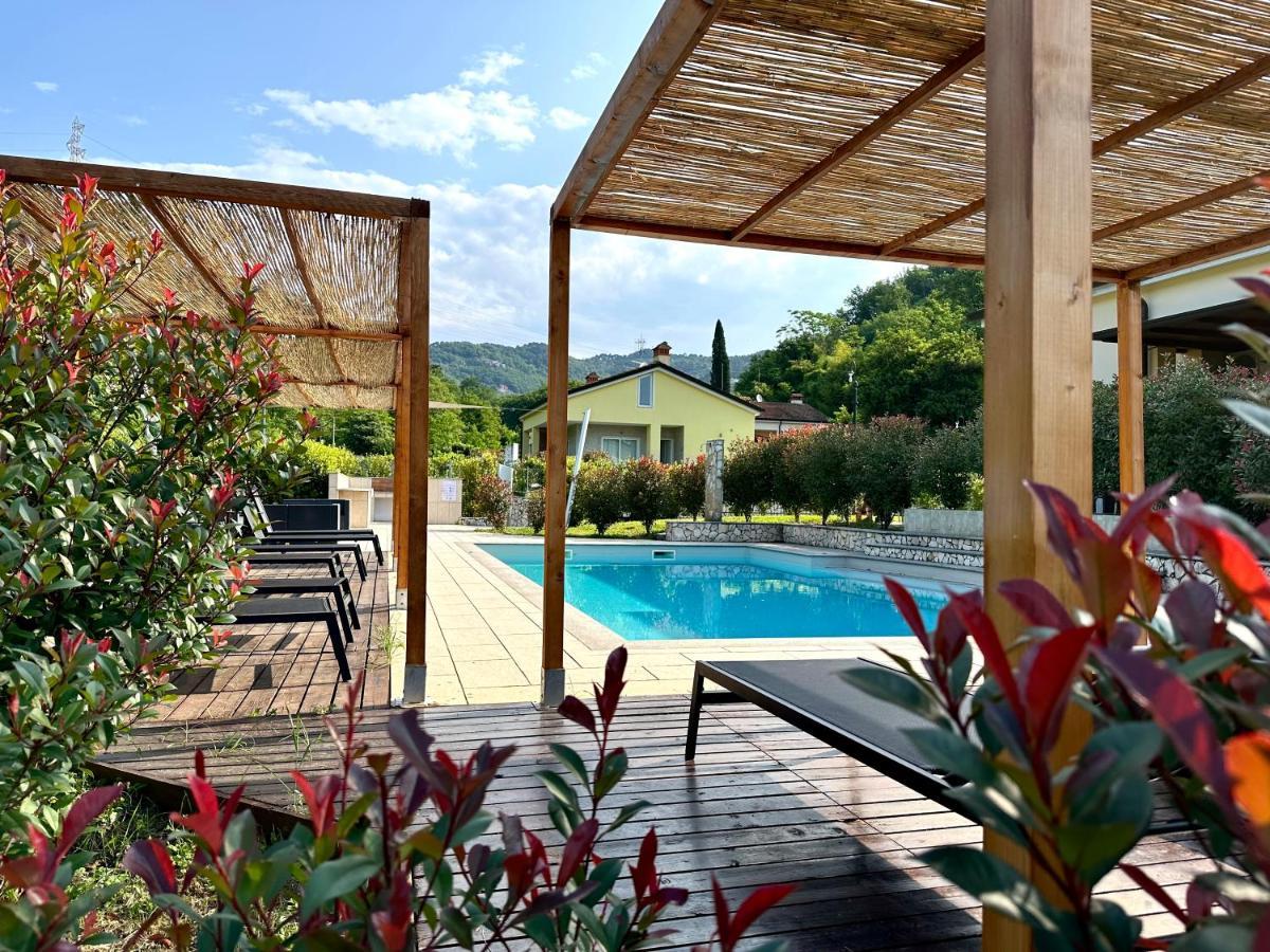 Le Village Sarzana Kültér fotó